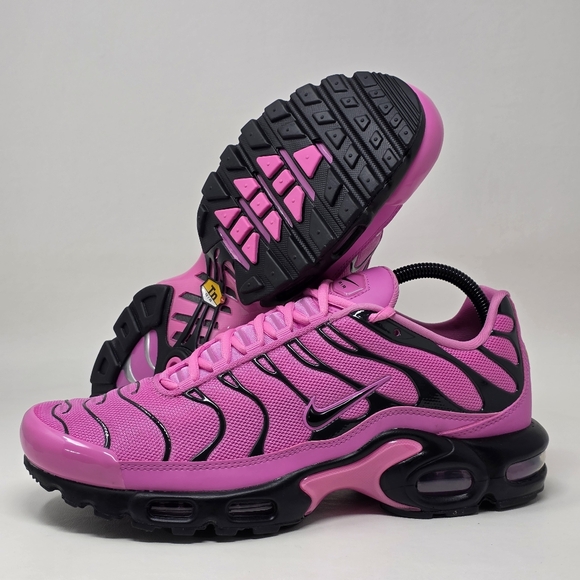 Nike Air Max Plus Pink Black Running Shoe HJ9743-601 Women Size 11